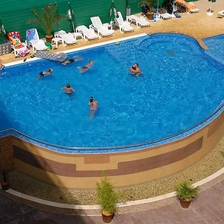 아파트 Black Sea Panorama Beach 네세부르
